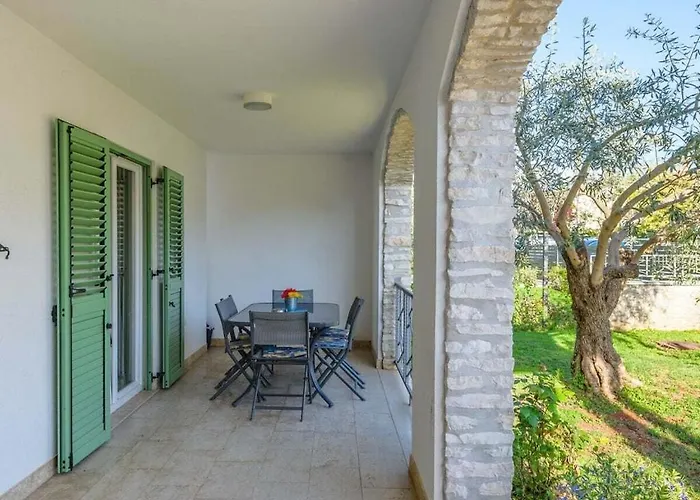 Casa de Férias With 4 Bedrooms *