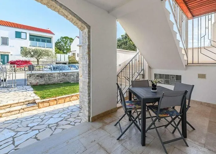 펜션 With 4 Bedrooms