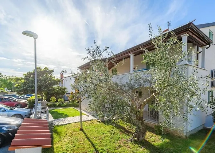 With 4 Bedrooms Casa vacanze *