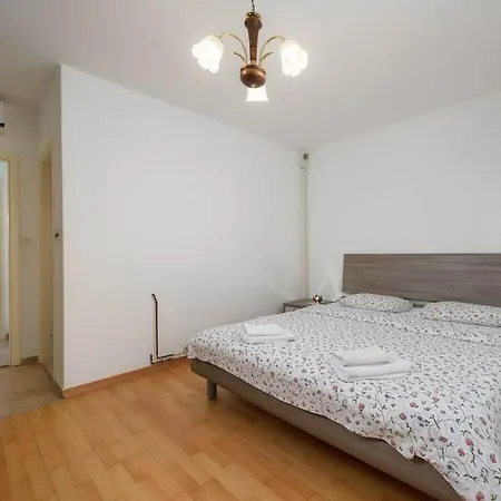 With 4 Bedrooms Dom wakacyjny